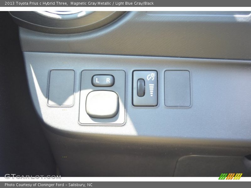 Magnetic Gray Metallic / Light Blue Gray/Black 2013 Toyota Prius c Hybrid Three