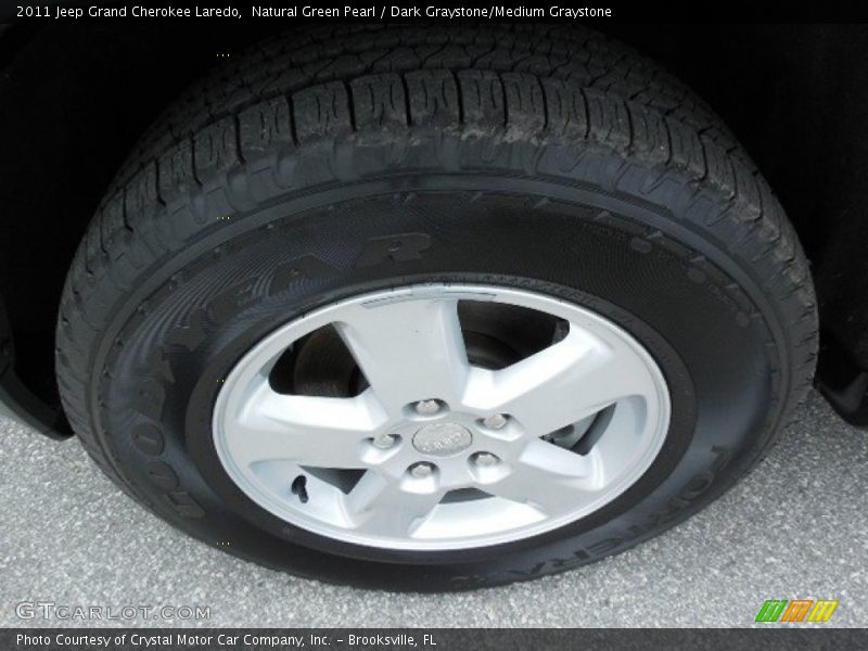 Natural Green Pearl / Dark Graystone/Medium Graystone 2011 Jeep Grand Cherokee Laredo