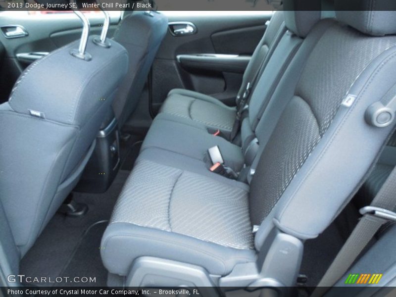 Winter Chill Pearl / Black 2013 Dodge Journey SE