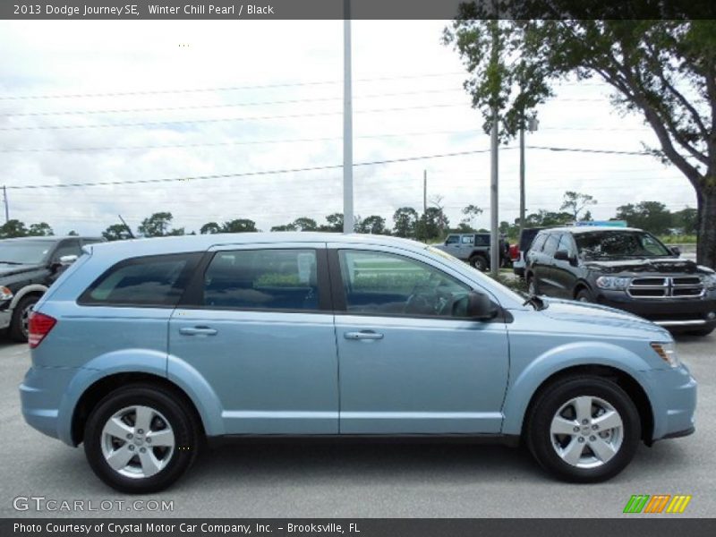 Winter Chill Pearl / Black 2013 Dodge Journey SE