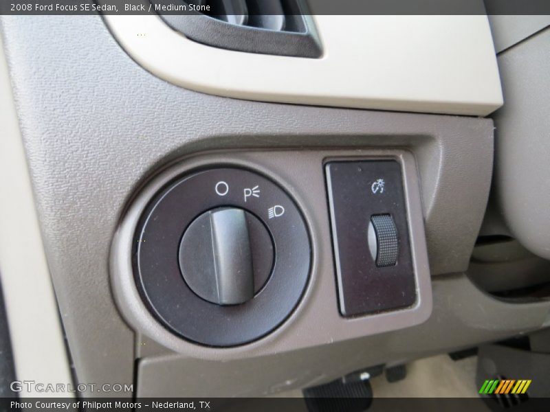 Black / Medium Stone 2008 Ford Focus SE Sedan