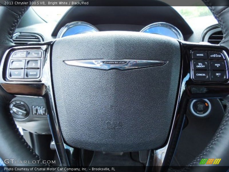 Controls of 2013 300 S V8