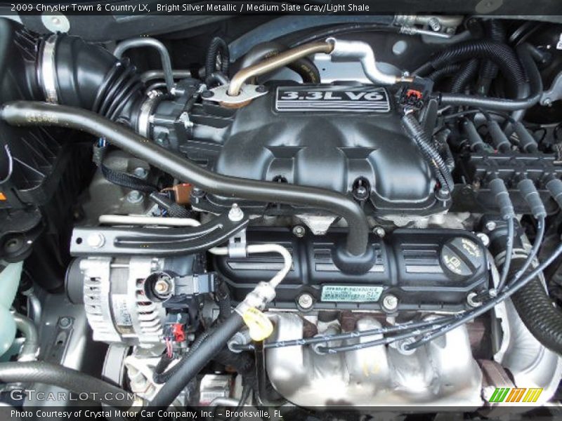 Bright Silver Metallic / Medium Slate Gray/Light Shale 2009 Chrysler Town & Country LX