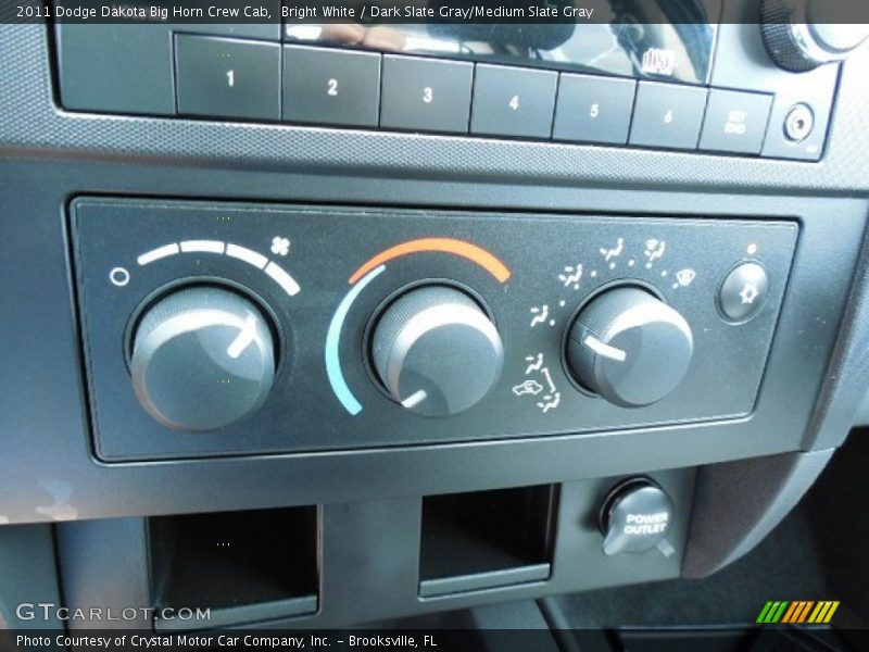 Bright White / Dark Slate Gray/Medium Slate Gray 2011 Dodge Dakota Big Horn Crew Cab