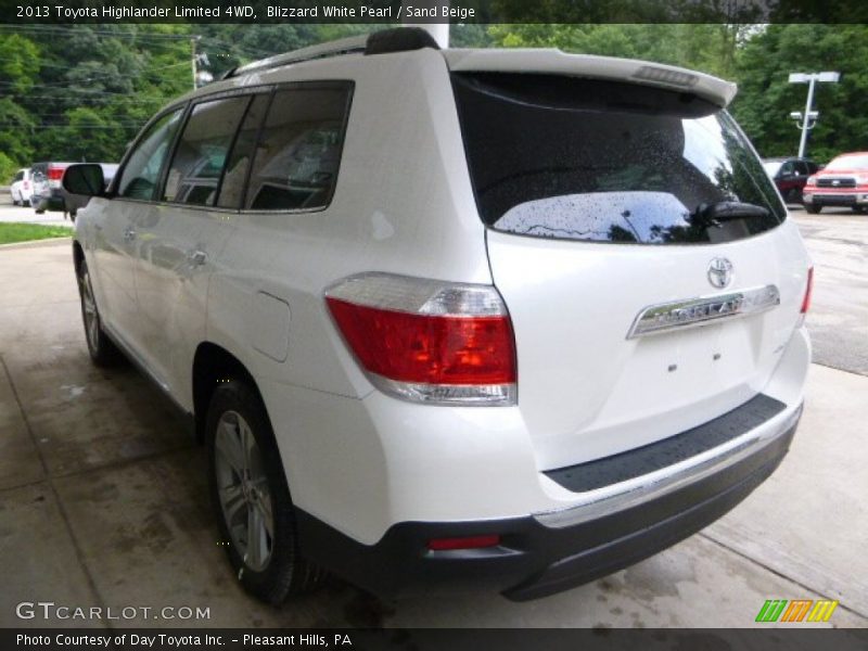 Blizzard White Pearl / Sand Beige 2013 Toyota Highlander Limited 4WD