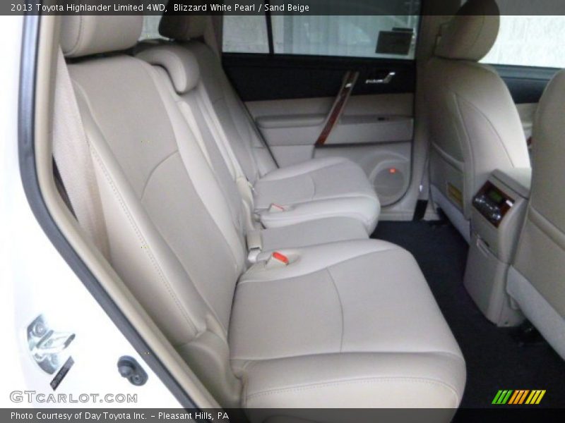 Blizzard White Pearl / Sand Beige 2013 Toyota Highlander Limited 4WD