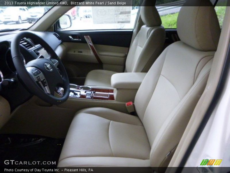 Blizzard White Pearl / Sand Beige 2013 Toyota Highlander Limited 4WD