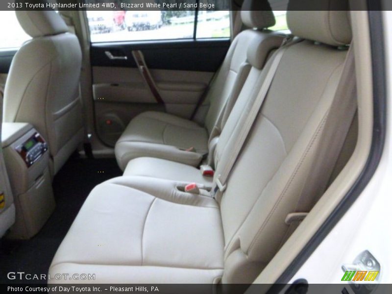 Blizzard White Pearl / Sand Beige 2013 Toyota Highlander Limited 4WD
