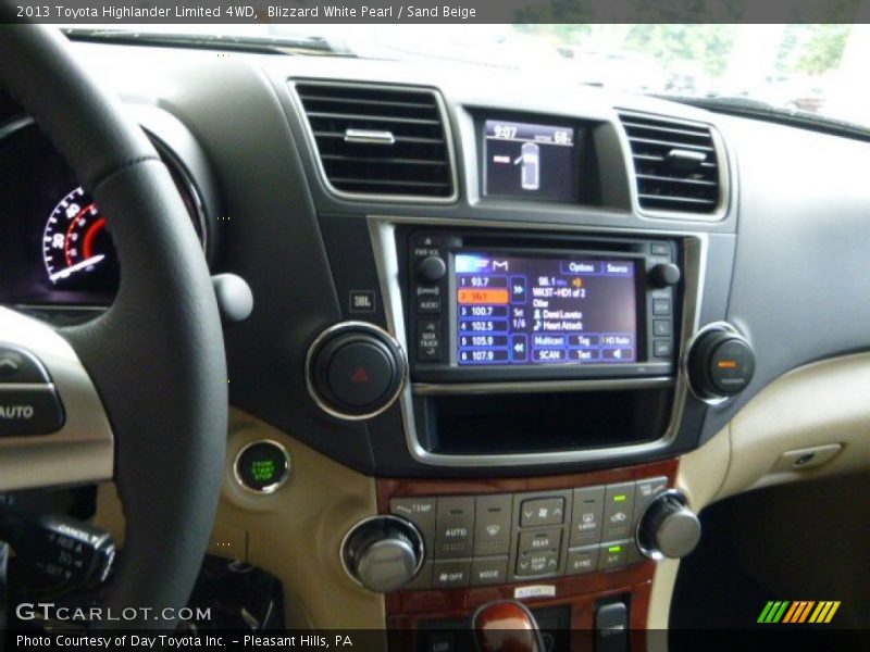 Blizzard White Pearl / Sand Beige 2013 Toyota Highlander Limited 4WD