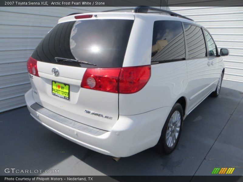 Arctic Frost Pearl White / Stone 2007 Toyota Sienna XLE