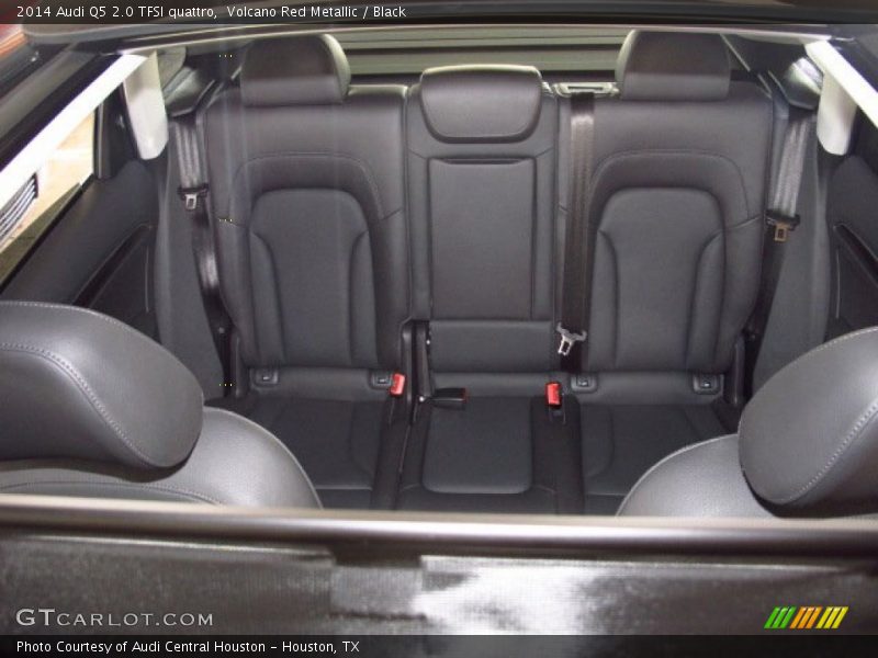 Rear Seat of 2014 Q5 2.0 TFSI quattro