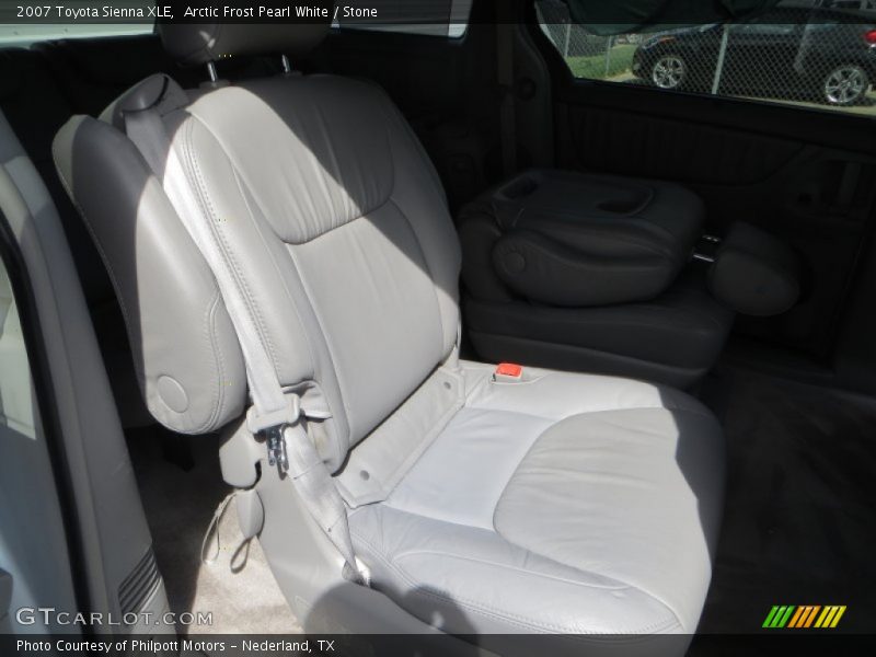 Arctic Frost Pearl White / Stone 2007 Toyota Sienna XLE