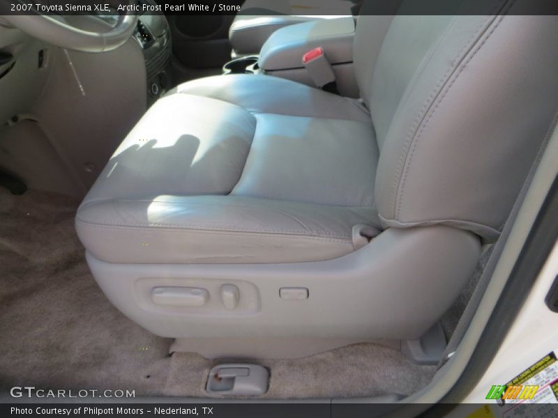 Arctic Frost Pearl White / Stone 2007 Toyota Sienna XLE