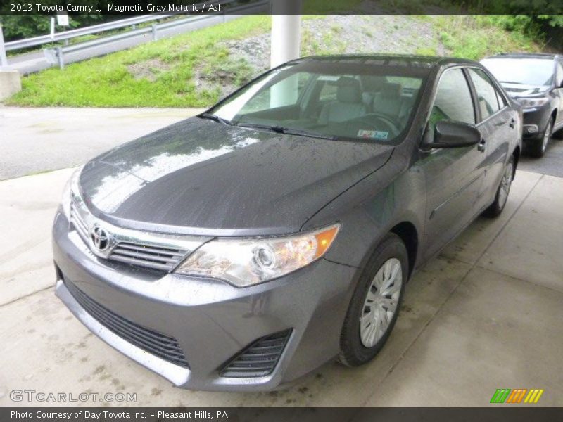 Magnetic Gray Metallic / Ash 2013 Toyota Camry L
