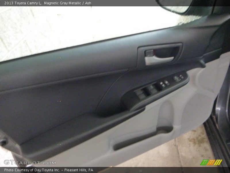Magnetic Gray Metallic / Ash 2013 Toyota Camry L