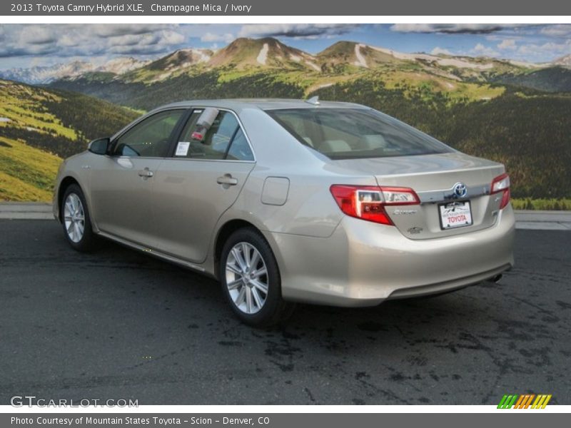 Champagne Mica / Ivory 2013 Toyota Camry Hybrid XLE