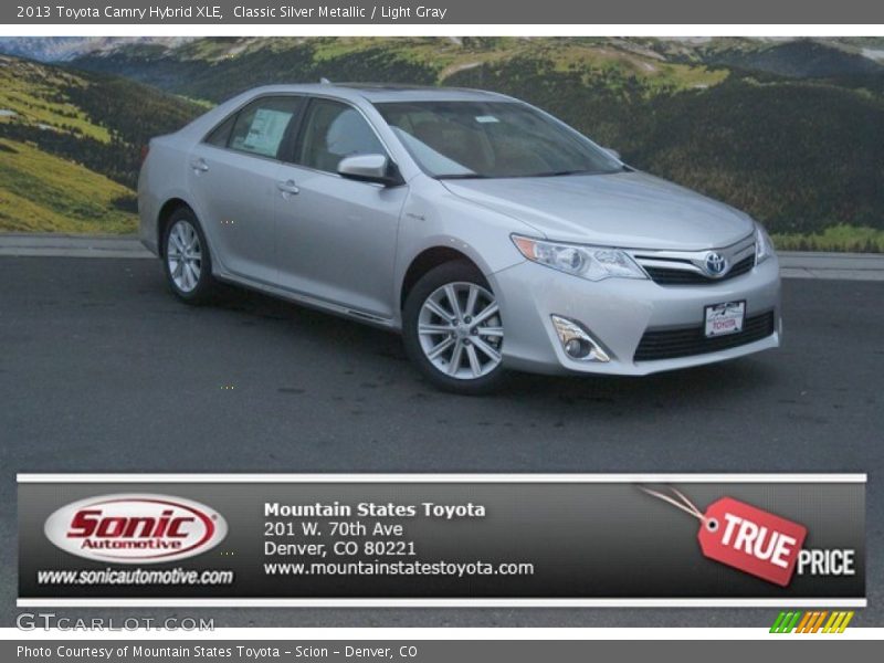 Classic Silver Metallic / Light Gray 2013 Toyota Camry Hybrid XLE