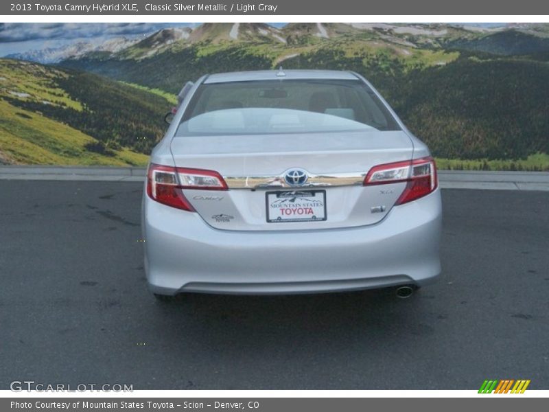 Classic Silver Metallic / Light Gray 2013 Toyota Camry Hybrid XLE