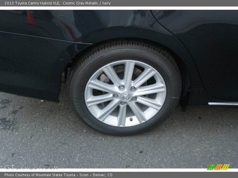 Cosmic Gray Metallic / Ivory 2013 Toyota Camry Hybrid XLE