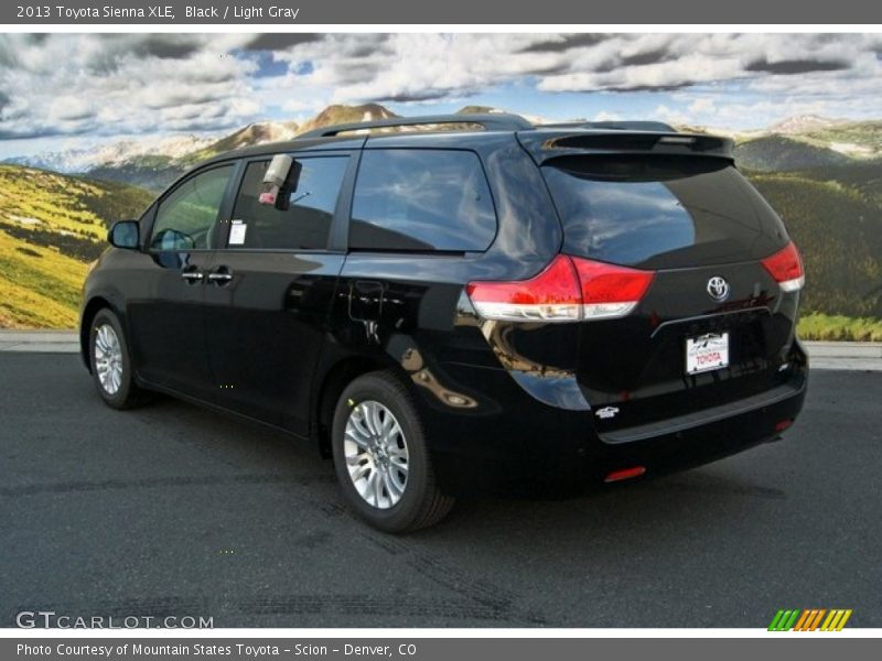 Black / Light Gray 2013 Toyota Sienna XLE