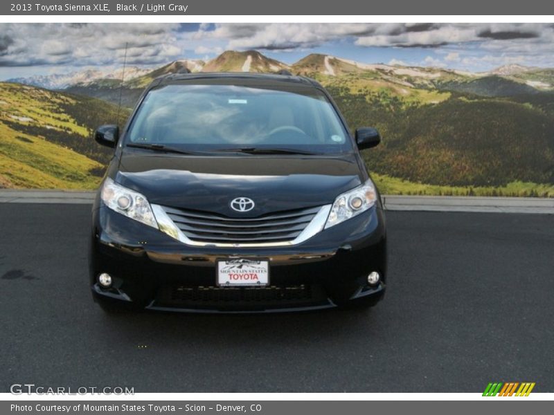 Black / Light Gray 2013 Toyota Sienna XLE