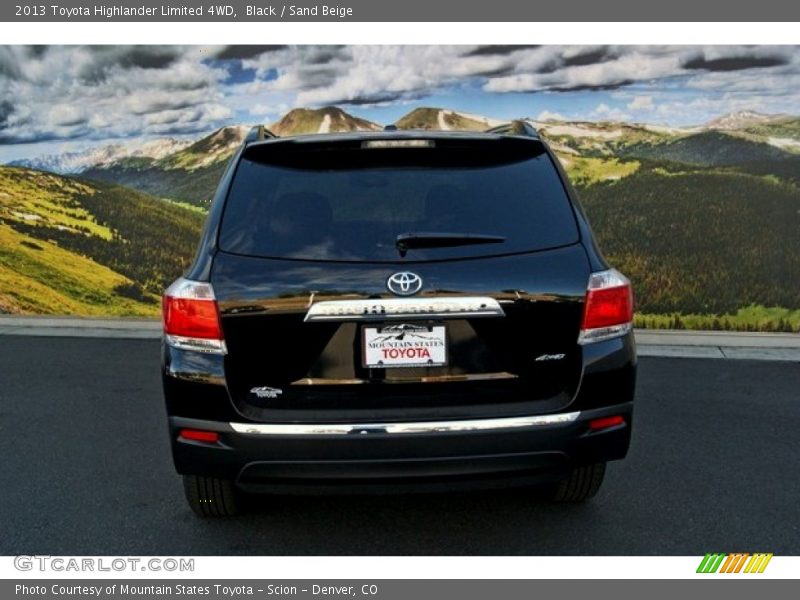 Black / Sand Beige 2013 Toyota Highlander Limited 4WD