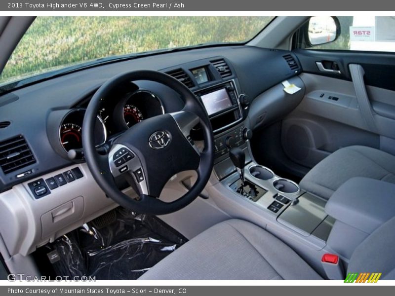 Cypress Green Pearl / Ash 2013 Toyota Highlander V6 4WD