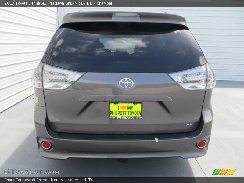 Predawn Gray Mica / Dark Charcoal 2013 Toyota Sienna SE
