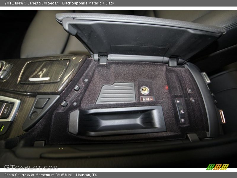 Black Sapphire Metallic / Black 2011 BMW 5 Series 550i Sedan