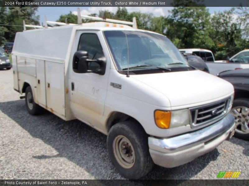 Oxford White / Medium Flint 2004 Ford E Series Cutaway E350 Commercial Utility Truck