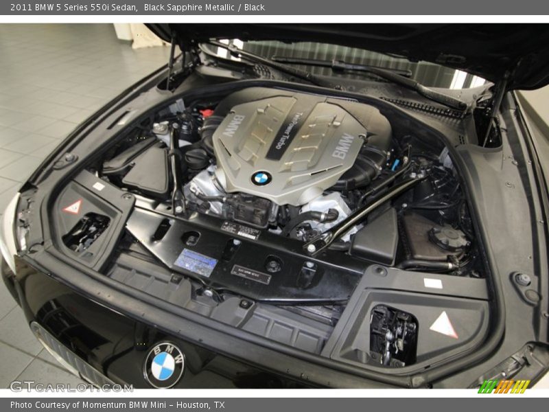 Black Sapphire Metallic / Black 2011 BMW 5 Series 550i Sedan