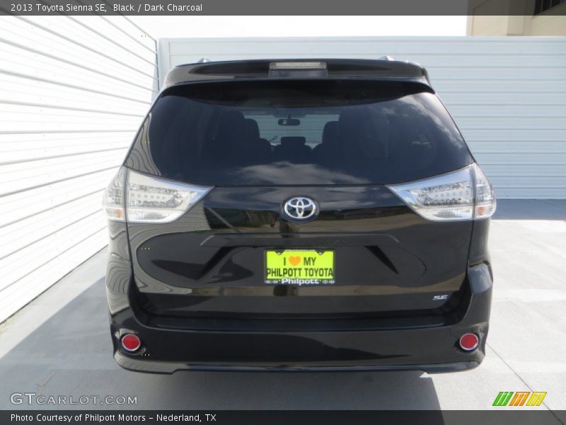 Black / Dark Charcoal 2013 Toyota Sienna SE
