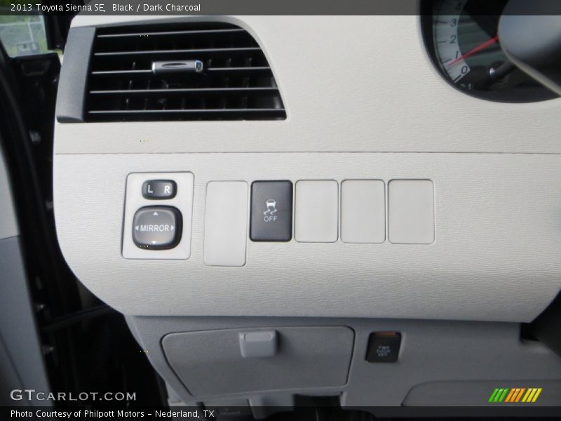 Black / Dark Charcoal 2013 Toyota Sienna SE