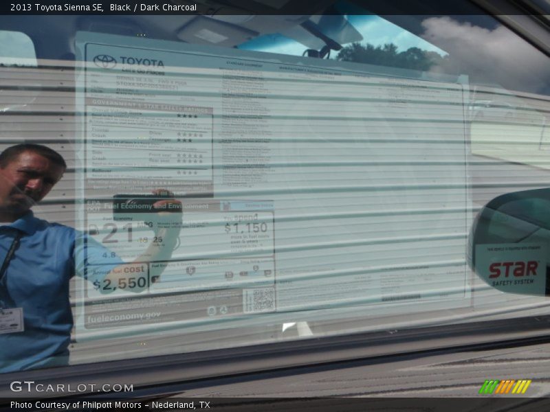 Black / Dark Charcoal 2013 Toyota Sienna SE