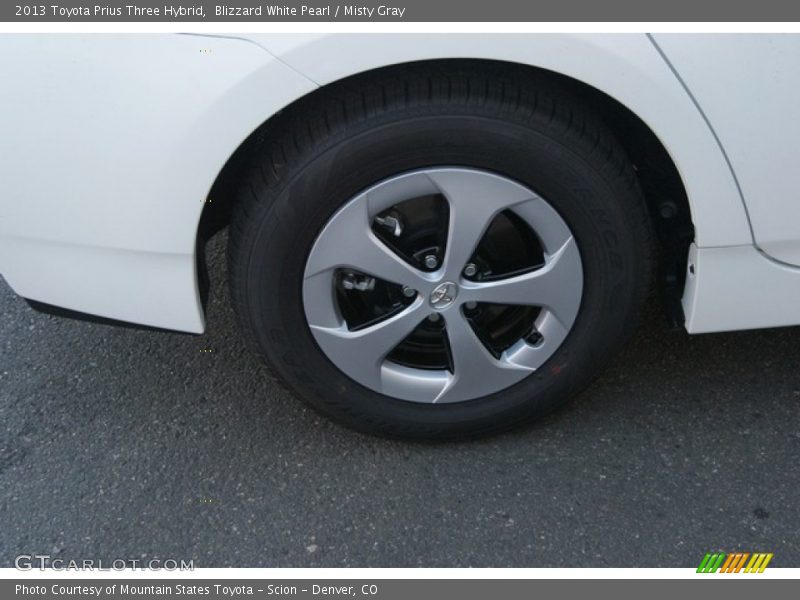 Blizzard White Pearl / Misty Gray 2013 Toyota Prius Three Hybrid
