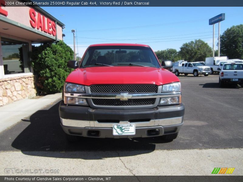 Victory Red / Dark Charcoal 2004 Chevrolet Silverado 2500HD Regular Cab 4x4