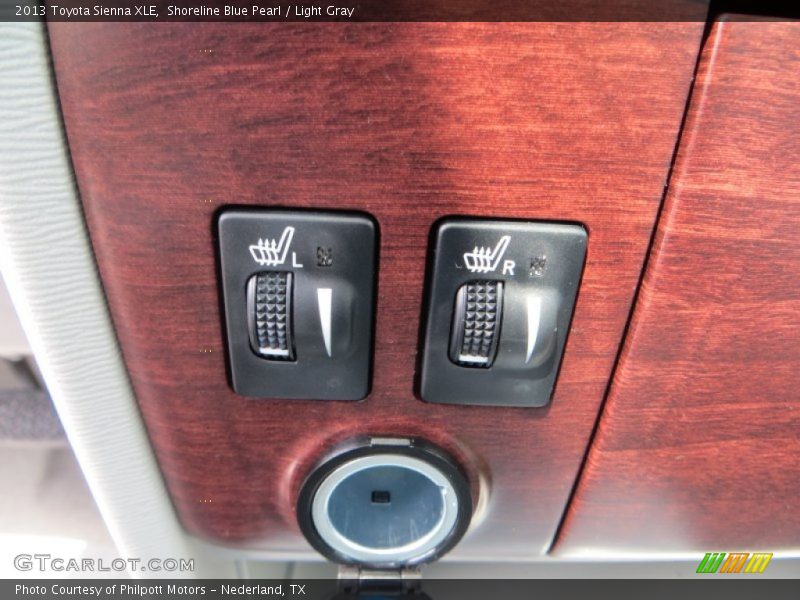 Shoreline Blue Pearl / Light Gray 2013 Toyota Sienna XLE