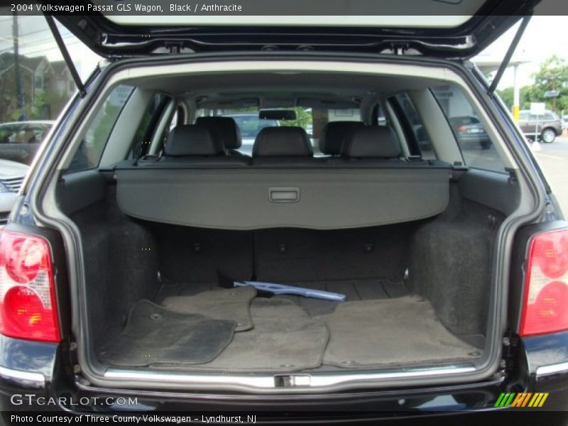 Black / Anthracite 2004 Volkswagen Passat GLS Wagon