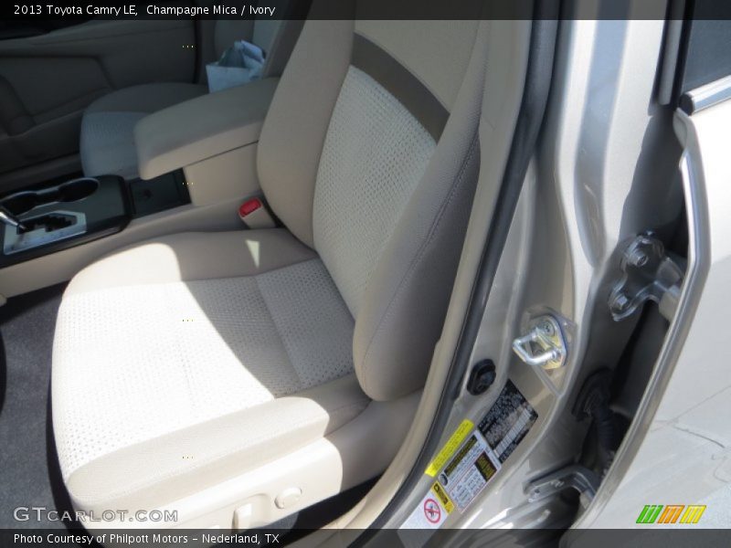 Champagne Mica / Ivory 2013 Toyota Camry LE