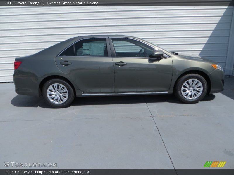 Cypress Green Metallic / Ivory 2013 Toyota Camry LE