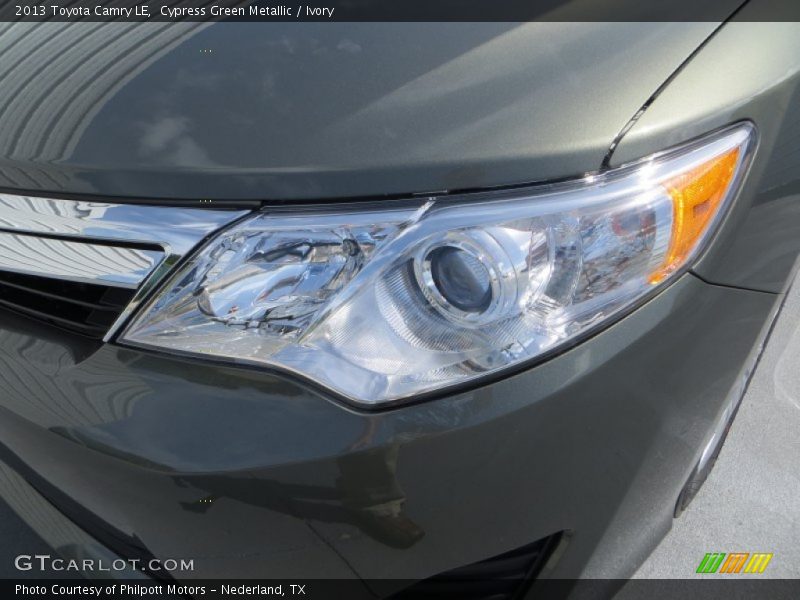 Cypress Green Metallic / Ivory 2013 Toyota Camry LE