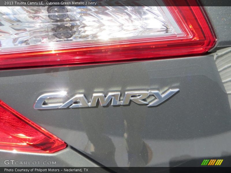 Cypress Green Metallic / Ivory 2013 Toyota Camry LE