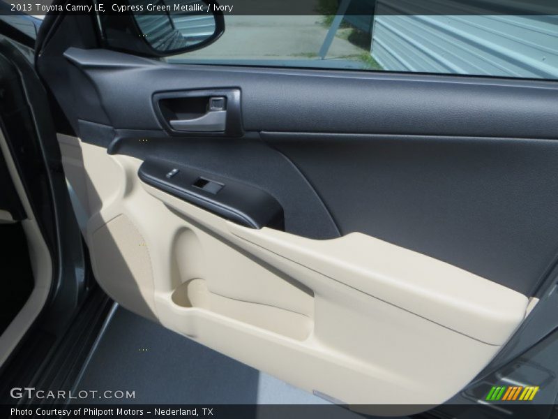 Cypress Green Metallic / Ivory 2013 Toyota Camry LE