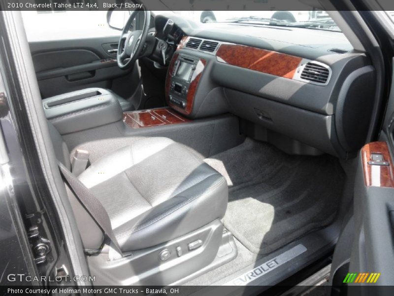 Black / Ebony 2010 Chevrolet Tahoe LTZ 4x4