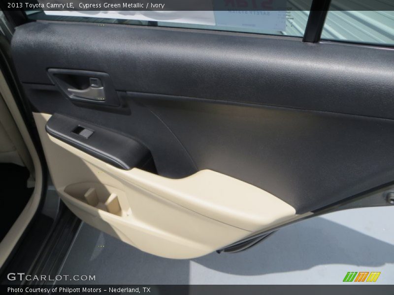 Cypress Green Metallic / Ivory 2013 Toyota Camry LE