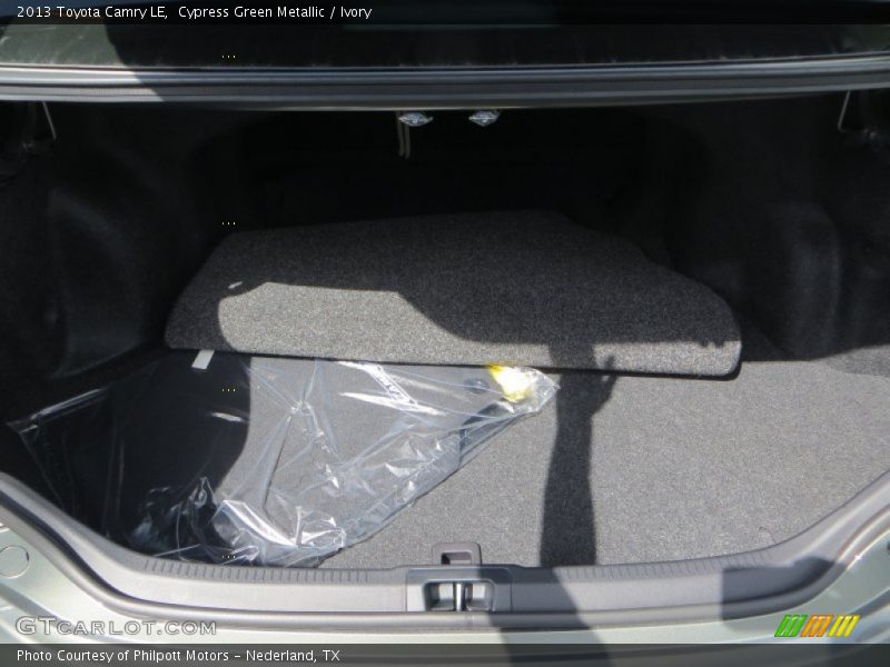 Cypress Green Metallic / Ivory 2013 Toyota Camry LE