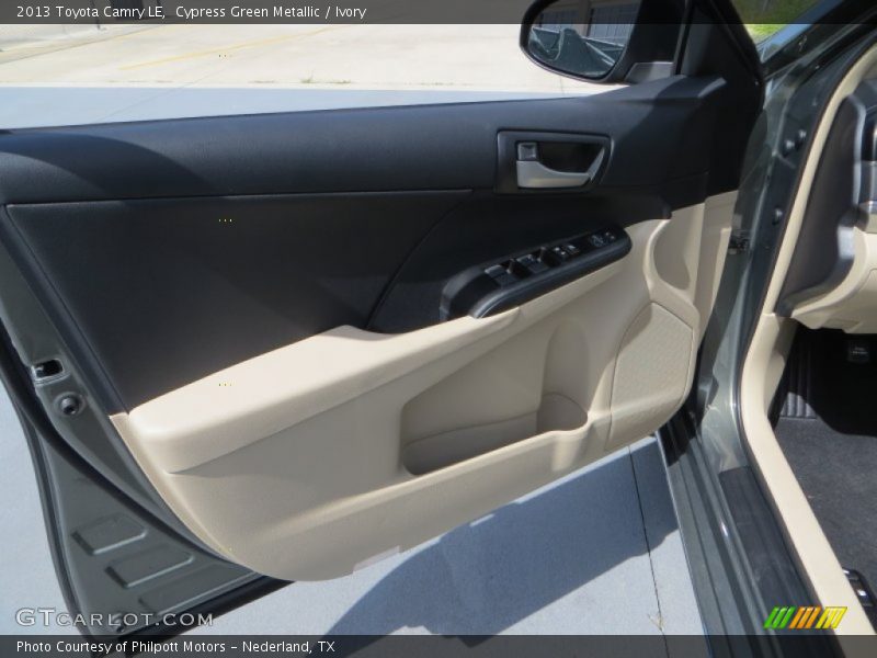 Cypress Green Metallic / Ivory 2013 Toyota Camry LE