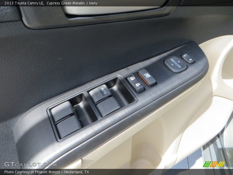 Cypress Green Metallic / Ivory 2013 Toyota Camry LE