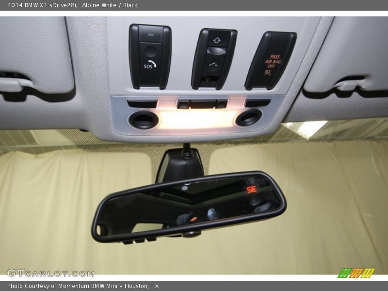 Alpine White / Black 2014 BMW X1 sDrive28i