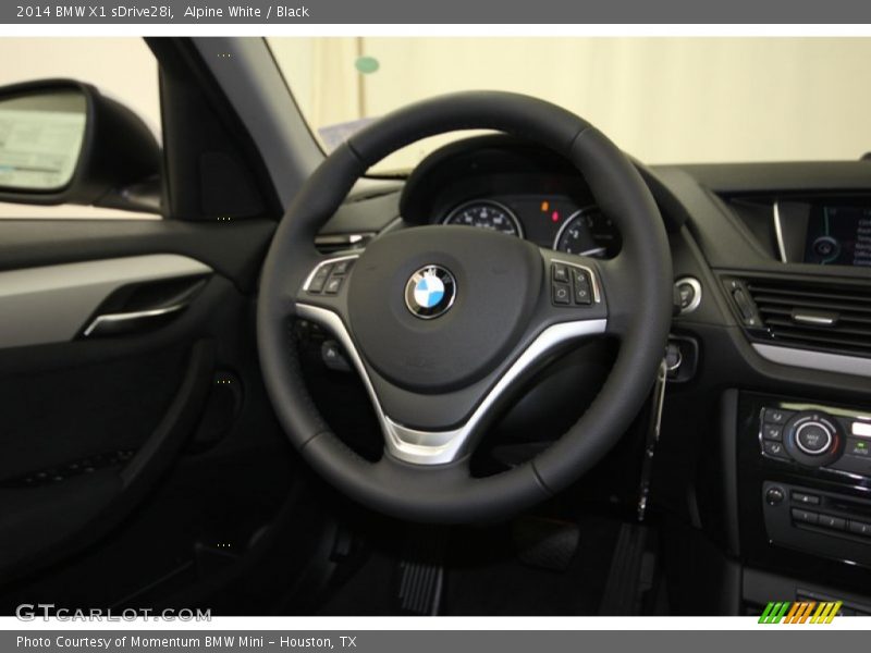 Alpine White / Black 2014 BMW X1 sDrive28i
